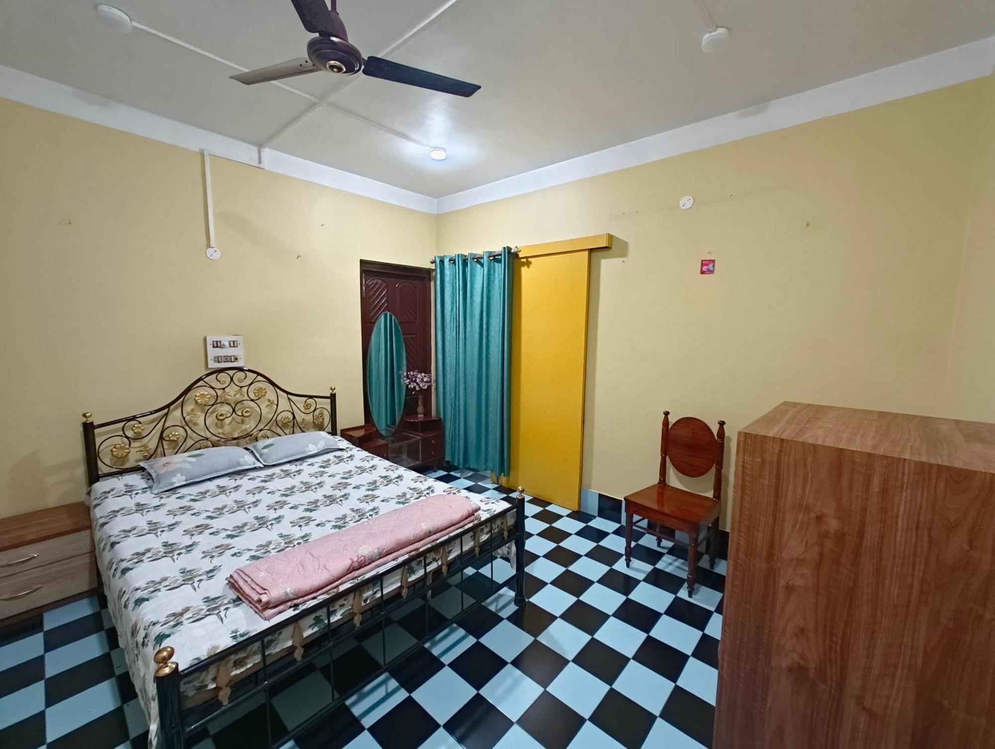 Anjali Homestay - 10 Mins From Airport 西里古里 外观 照片